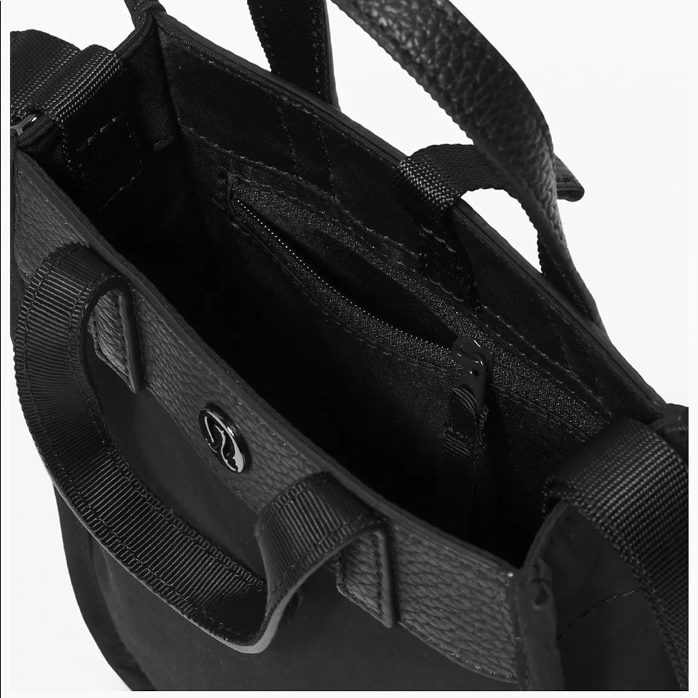 Lululemon🍋Now and Always tote-Micro⭐️firm price - Picture 2 of 15